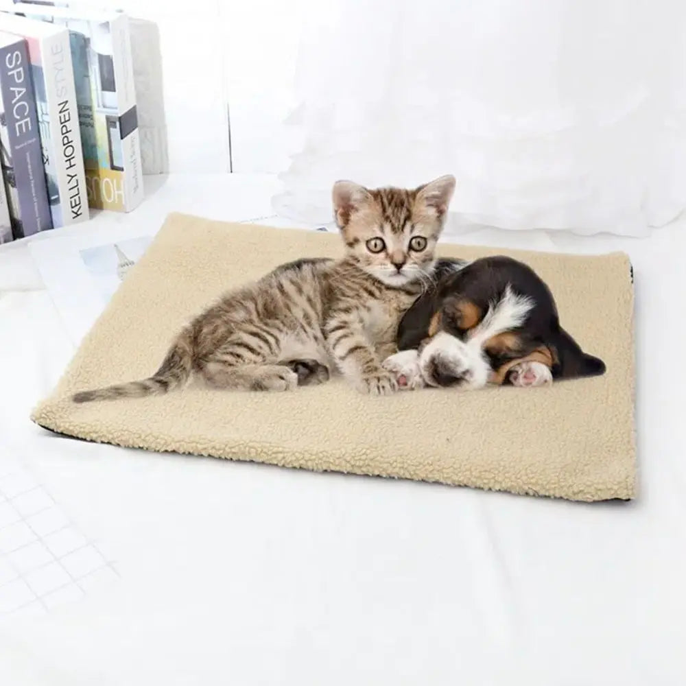 Self Warming Fleece Pet Mat - GLR SHOPPING